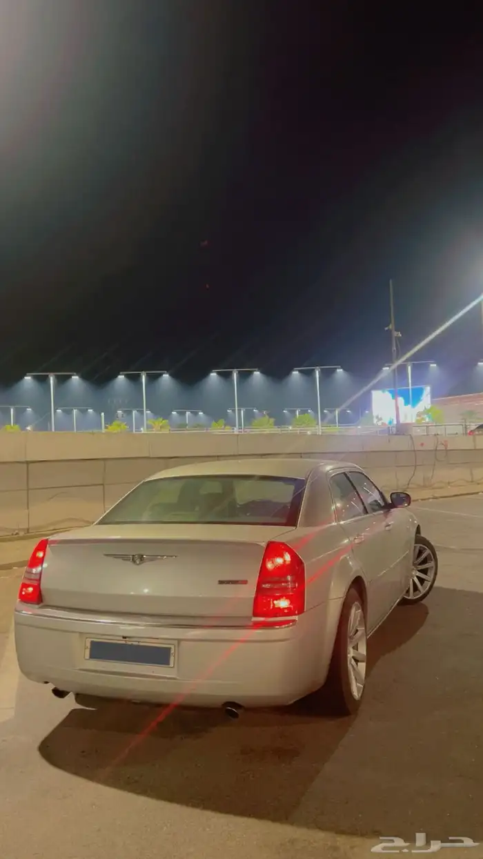 كرايسلر srt8 2007 2