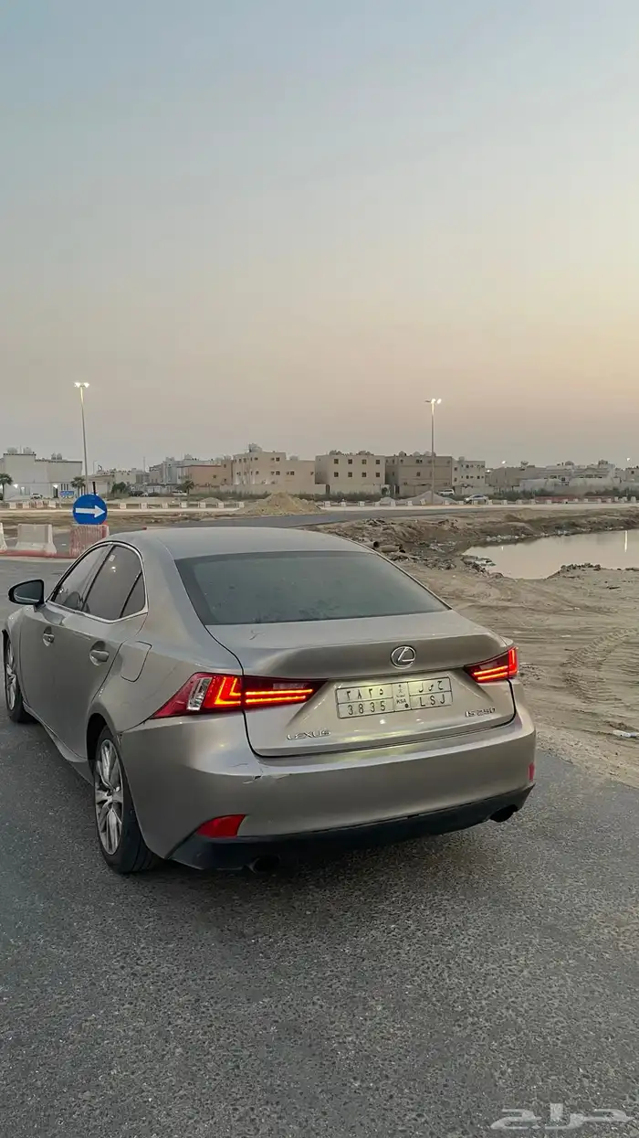 للبيع لكزس is250 2014 2
