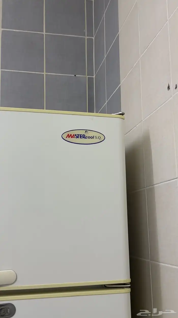 ثلاجه وفرن للبيع نظيف 1