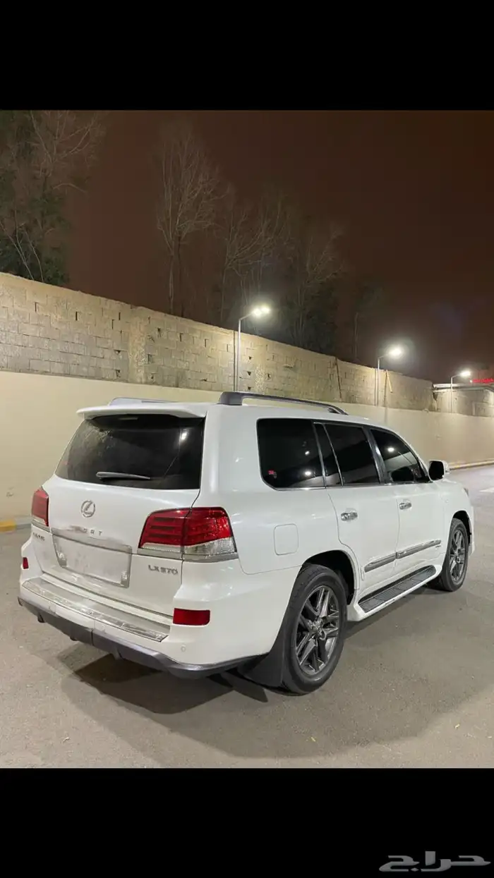 للبيع جيب لكزس 2011 بدي وكاله محركات على الشرط ماشي 270 4