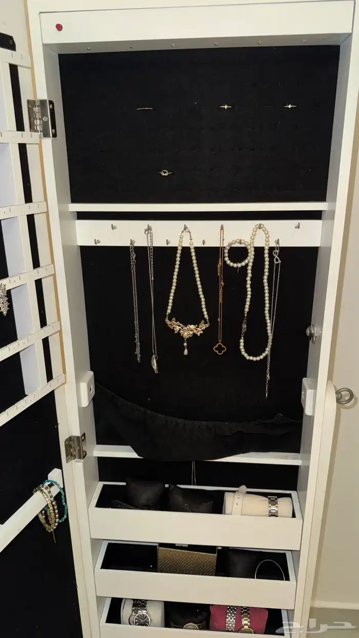 دولاب اكسسوارات 4