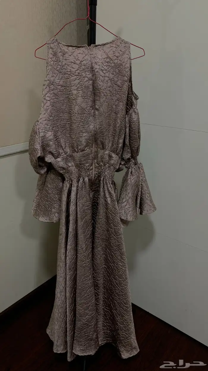 مجموعة فساتين 6