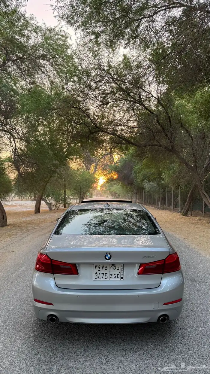 بي أم دبليو 2020 الفئة الخامسة 520 4