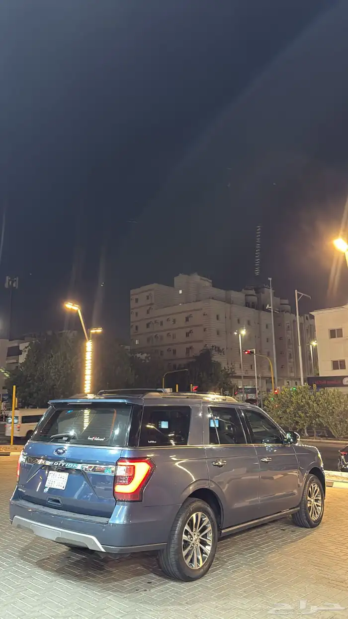 فورد اكسبديشن 2018 فل كامل قصير ممشى 79 الف 3