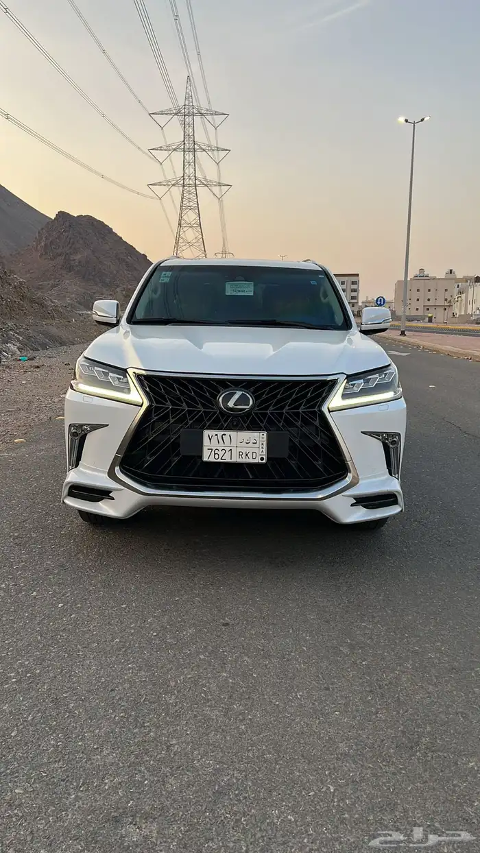 لكزس LX570 2019 1