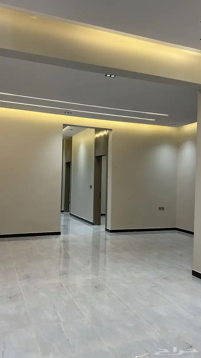 دور للبيع في غصون حي الجنادرية السعر 800 5