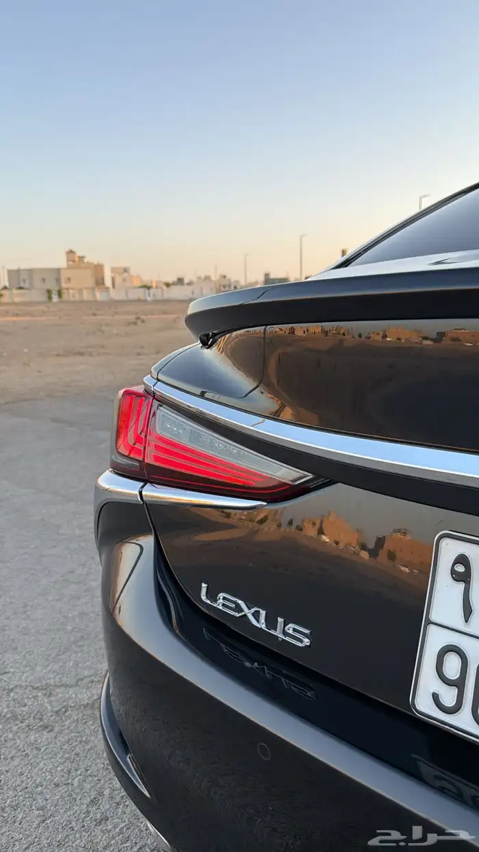 لكزس ES350 موديل 2024 فل اعلى فئه DD شبة جديدة 10