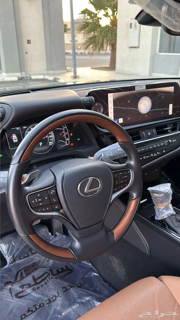 لكزس ES350 موديل 2024 فل اعلى فئه DD شبة جديدة 12