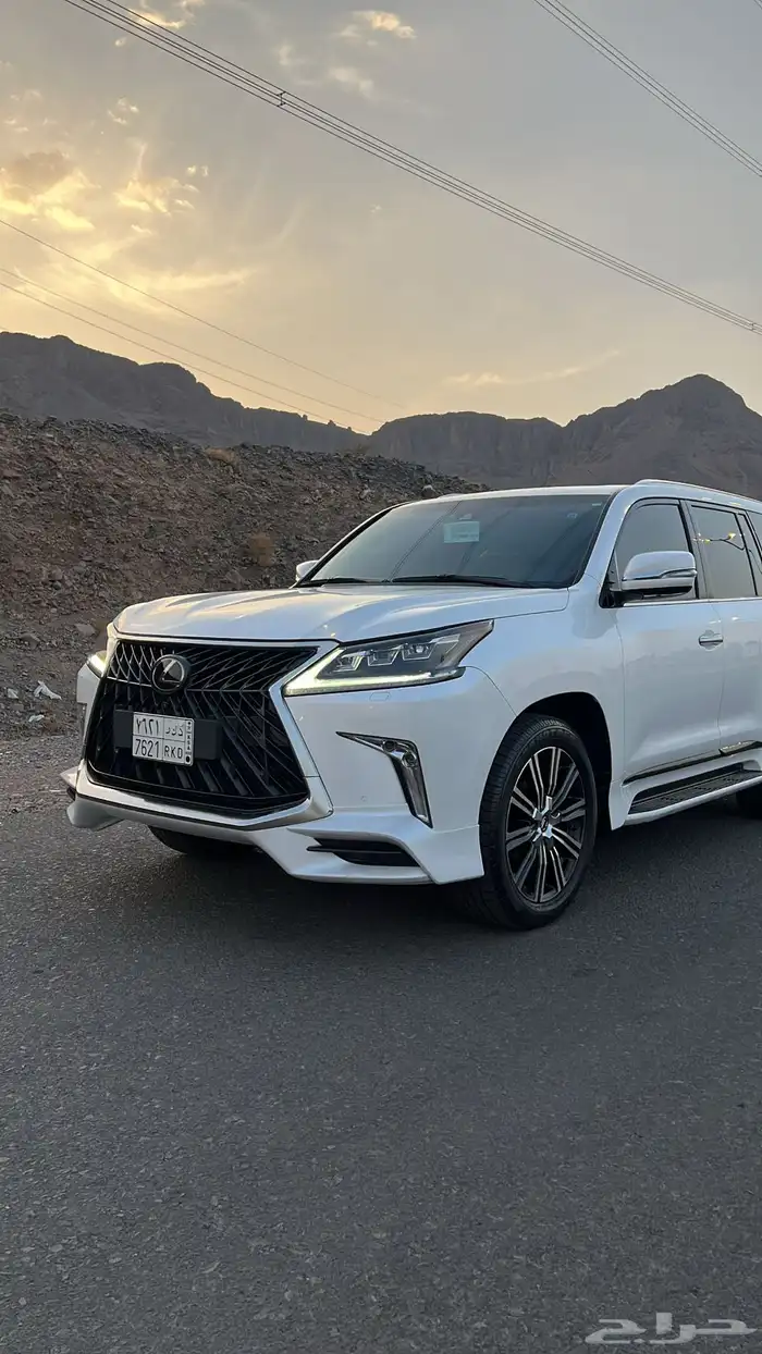 لكزس LX570 2019 11