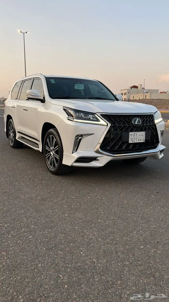 لكزس LX570 2019 0