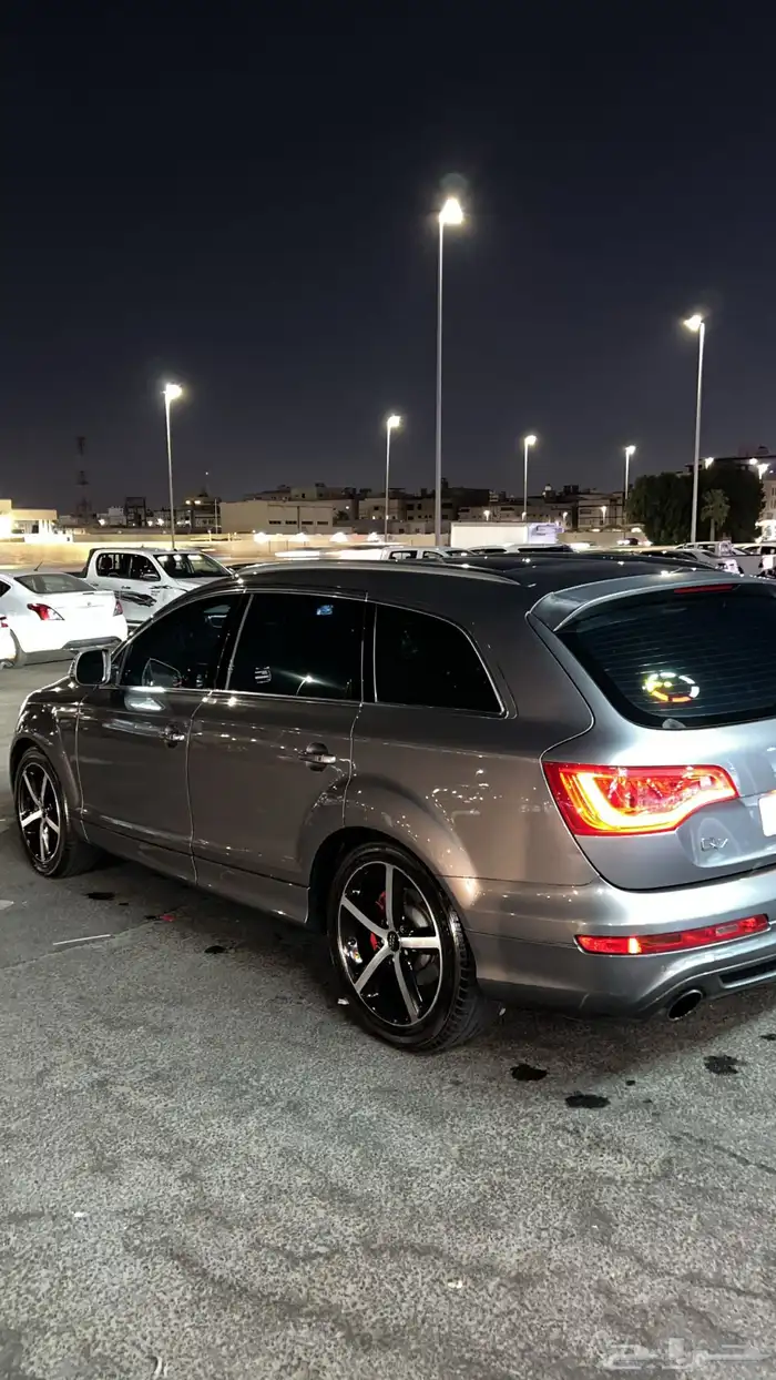اودي Q7 0