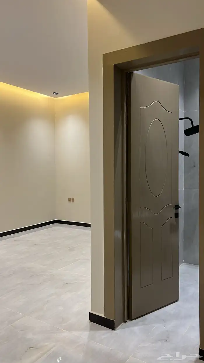 دور للبيع في غصون حي الجنادرية السعر 800 2