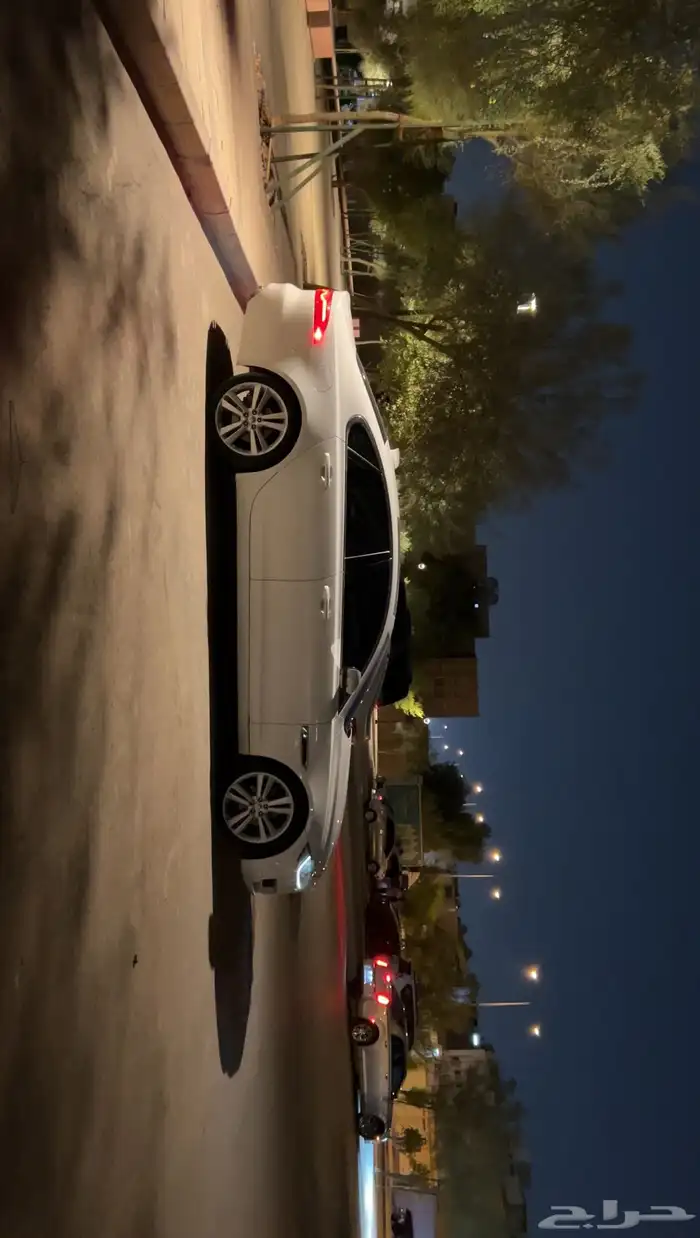 جاكوار xf 2016 11