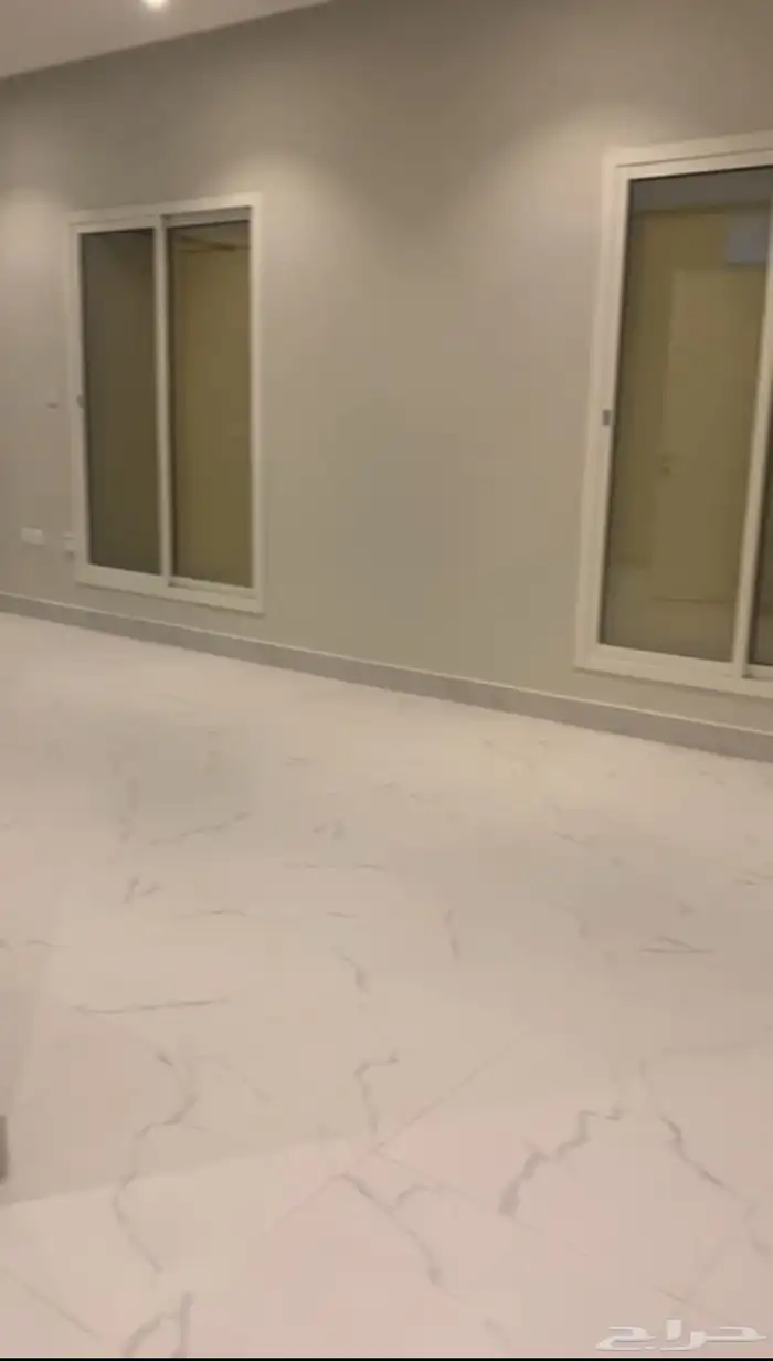 شقة فاخرة للإيجار حي العارض 0