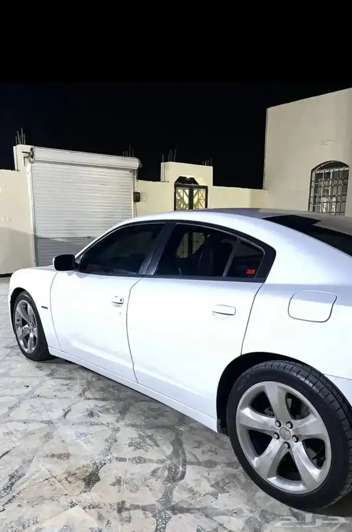 تشارجر 2014 RT 3