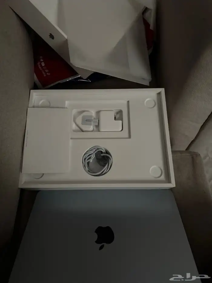 13-MacBook Air 1