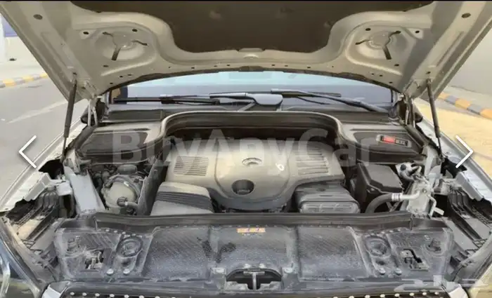 2020 Mercedes - Benz GLE 450 4MATIC - Full Option 6