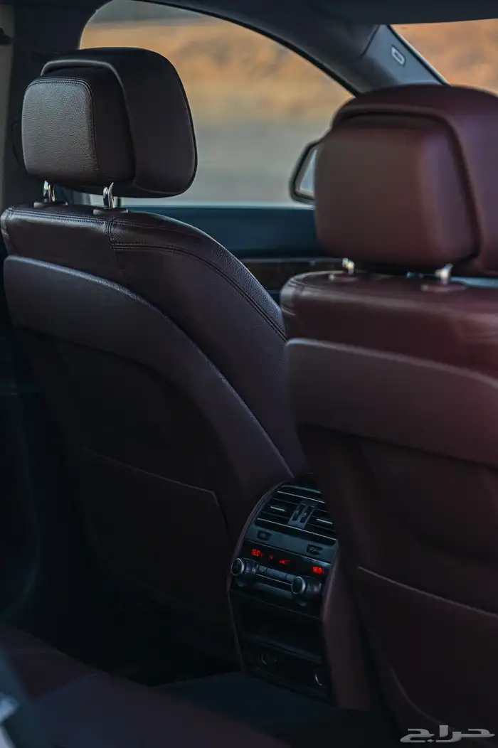 بي ام دبليو 740Li 15