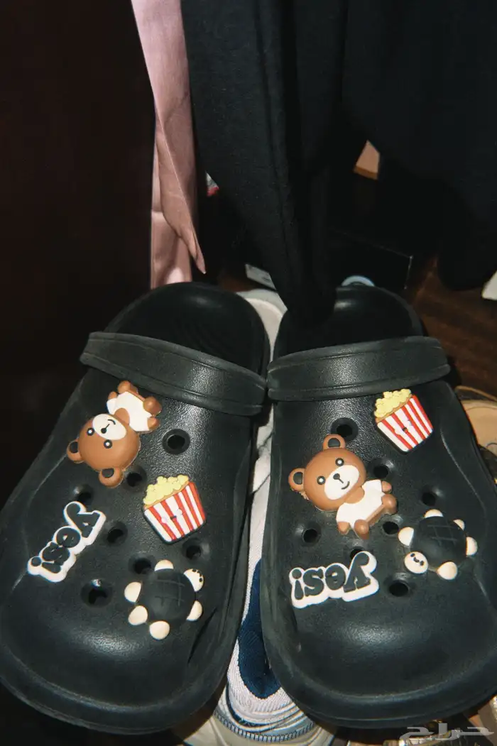 كروكس اسود 0