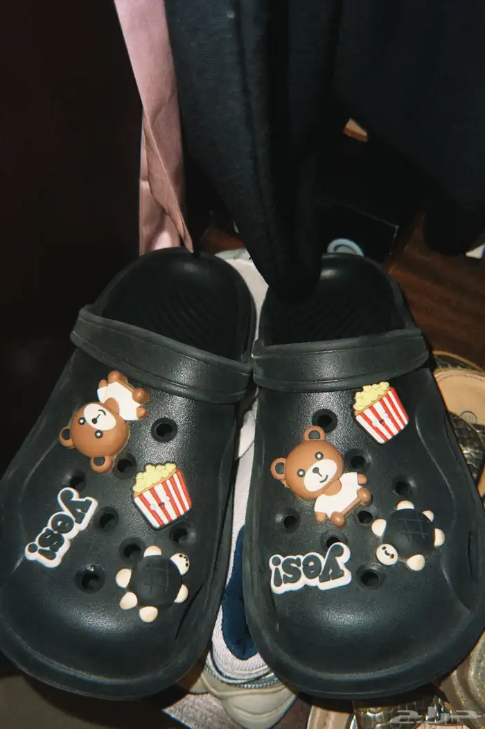 كروكس اسود 3