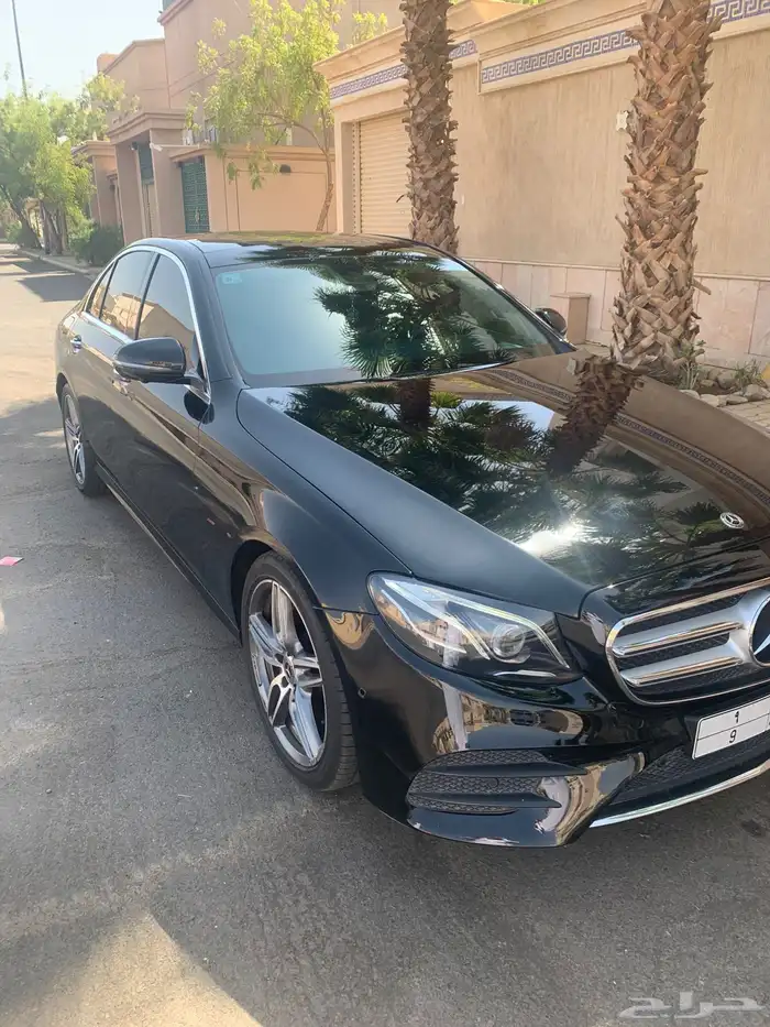مرسدس E300 للبيع 2