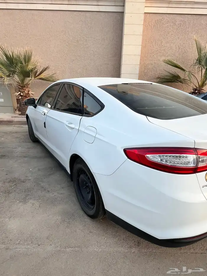 فورد فيوجن للبيع 1