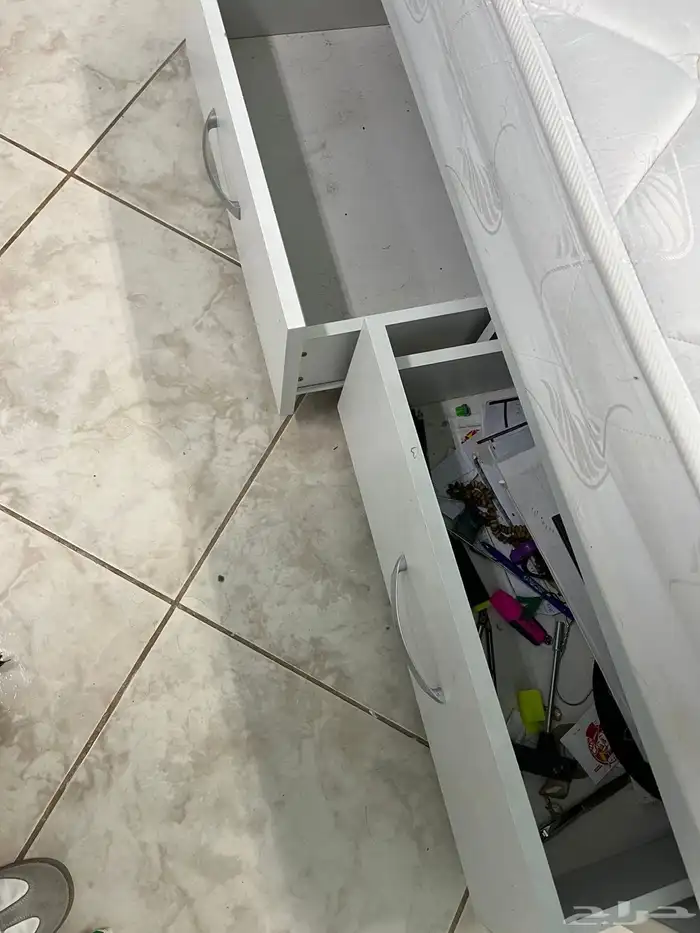 كنب ثلاجه سير رياضي سرير طاولات مكوة بخار 11