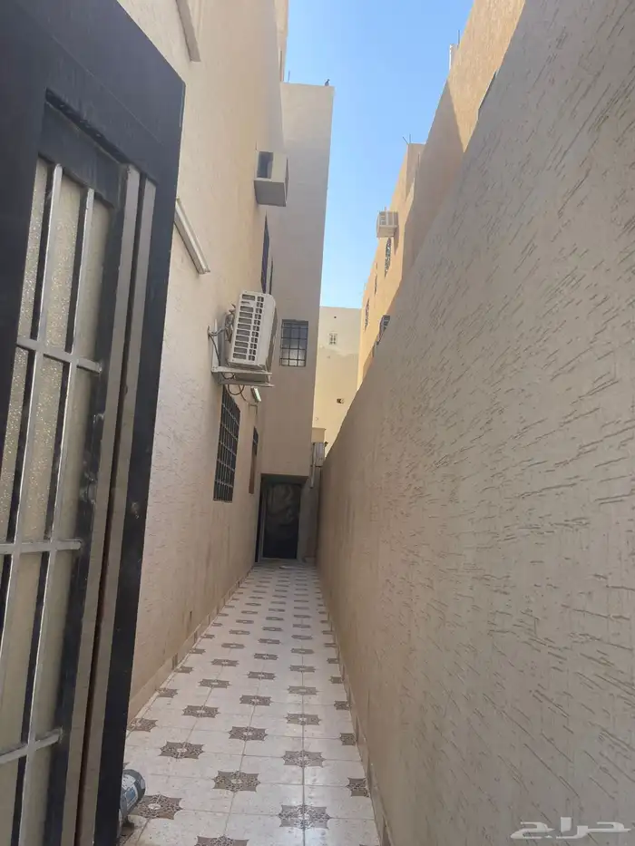 شقة للاجار حي الجنادريه 0