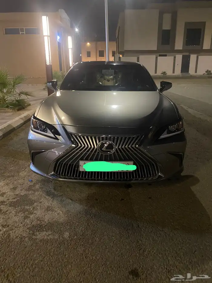 لكزس ES350 2021 1