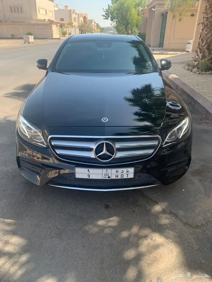 مرسدس E300 للبيع 1
