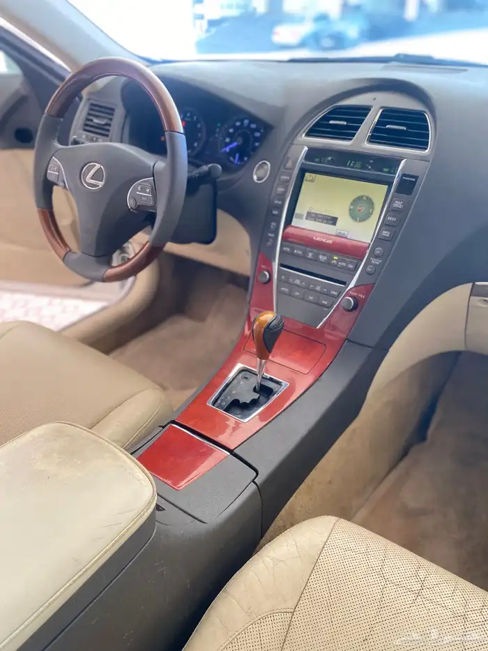 لكزس 2011 es350 نظيفه 6