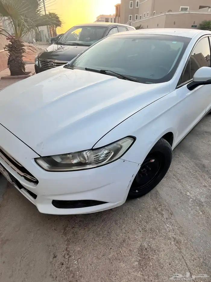 فورد فيوجن للبيع 9