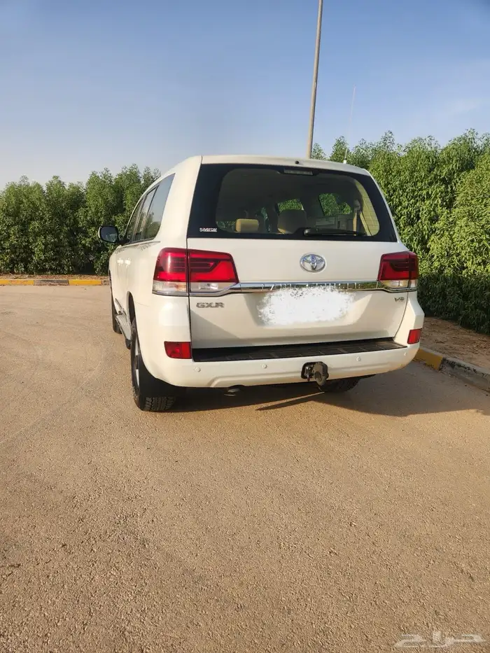 للبيع لاندكروزر جي اكس ار ديزل 2019 8