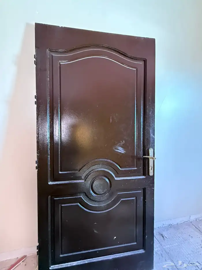 11 باب خشب للبيع بحلوقها 1