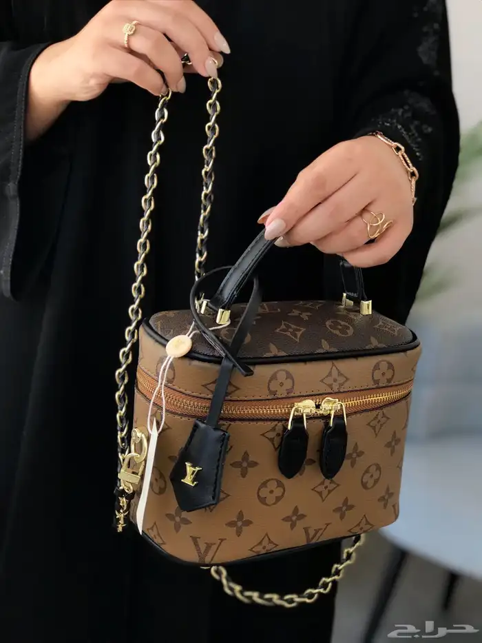 شنط ونظارات نسائية ماركات كوبي ون 46