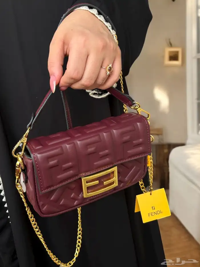 شنط ونظارات نسائية ماركات كوبي ون 55