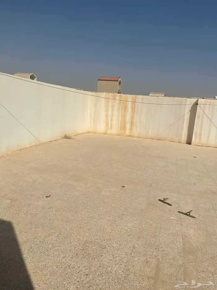 شقة للاجار حي الجنادريه 8
