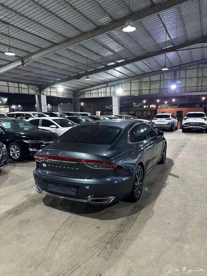 هيونداي ازيرا رصاصي 2021 بنزين بطاقة جمركية وارد كوريا 4