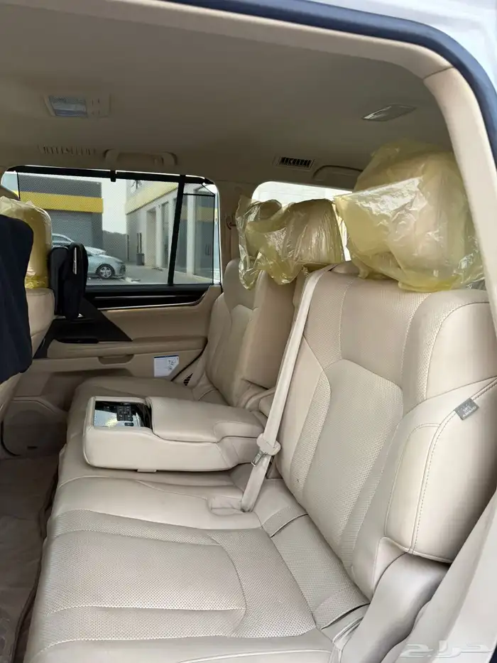 لكزس LX570 سبورت 2017 سعودي 21