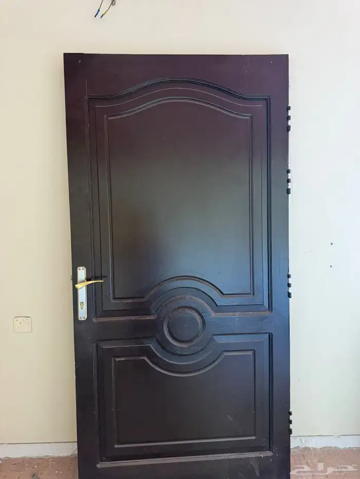 11 باب خشب للبيع بحلوقها 0