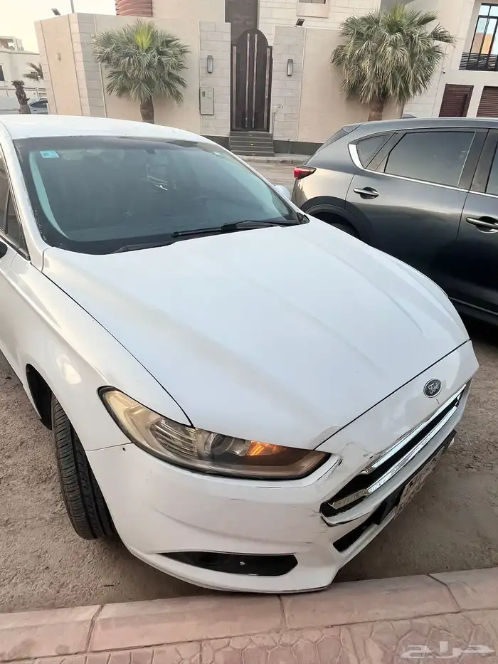فورد فيوجن للبيع 10