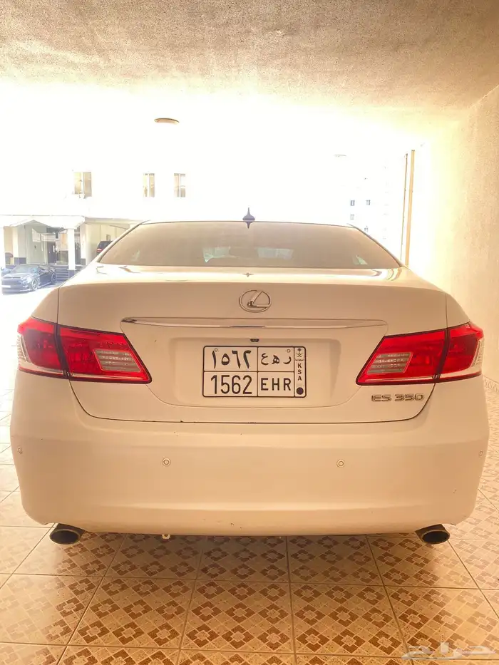 لكزس 2011 es350 نظيفه 3
