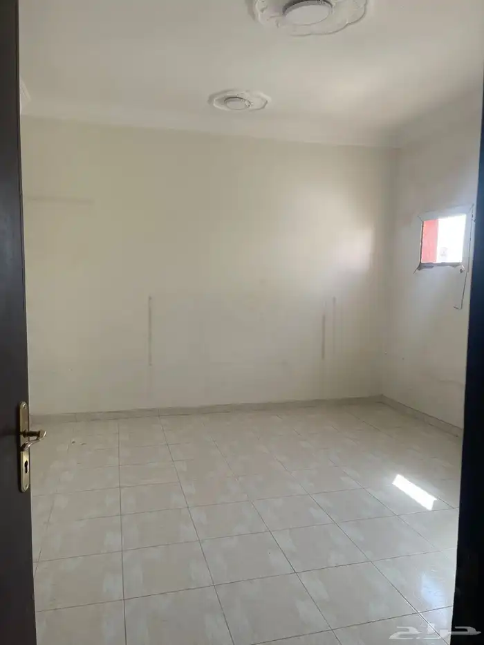 شقة للاجار حي الجنادريه 2