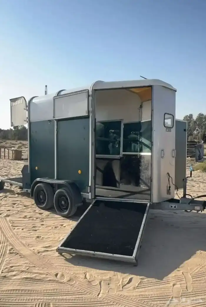 عربه لنقل الخيل 2