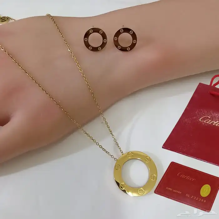 اكسسورات ماركات نسائية بجودة عالية 87