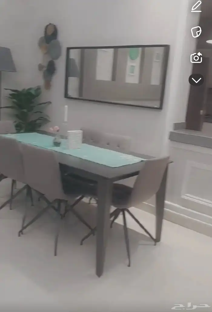 طاولة 6 اشخاص 0