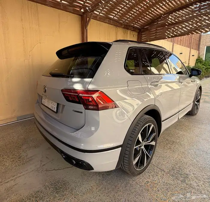 تم تنزيل الحد لسرعة البيع VW Tiguan R-Line -2.0 Turbo -2023 15