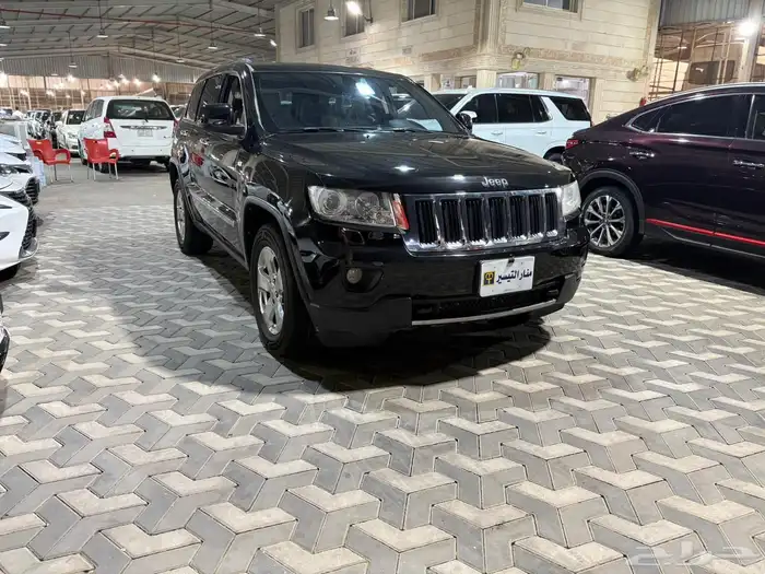 جيب شروكي 2013 2