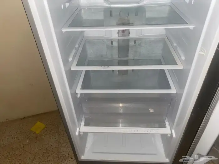 ثلاجه دانسات كبيره ونظيفه 1