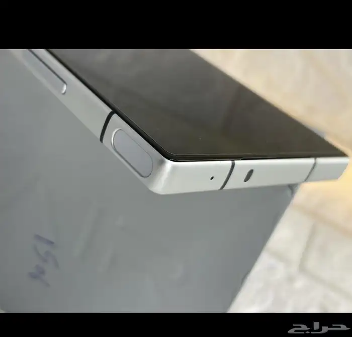 ريد ماجيك اير 512 جيجا 16 رام ابيض مستعمل اقل من 24 ساعة 1